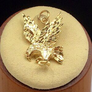 14K Yellow Gold Eagle Pendant Diamond Cut 4.1 Gms 1” New